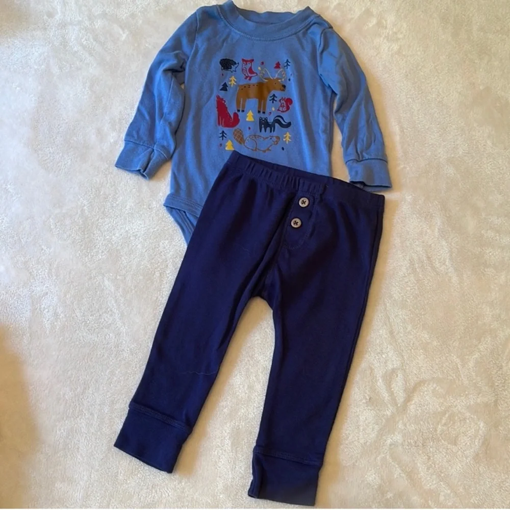 💚 Carters Outfits (7) Size 9 Months - Picture 6 of 8